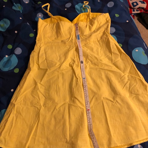 Ricki’s bright yellow sundress - Picture 9 of 9